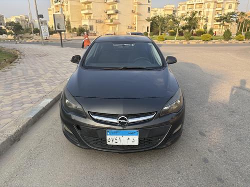 اوبل أسترا 2015