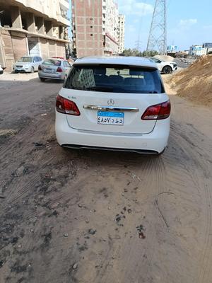 Mercedes B 180 2015
