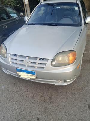 هيونداي فيرنا 2001