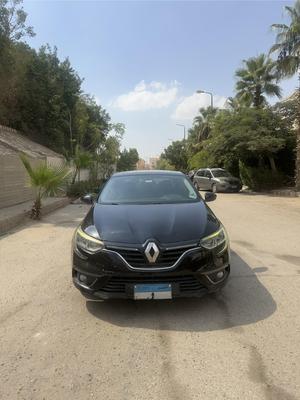رينو ميجان 2021