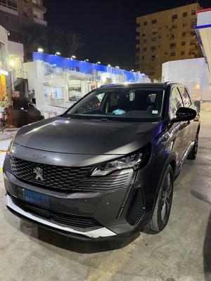 بيجو 5008 2022