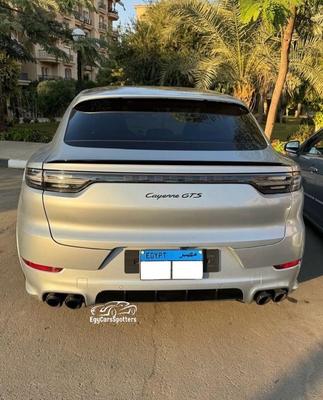 Porsche Cayenne 2022
