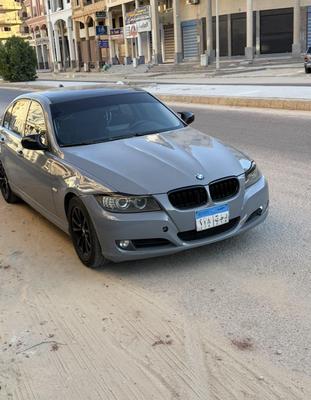 بي ام دبليو 318 2009