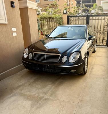 مرسيدس E 350 2005