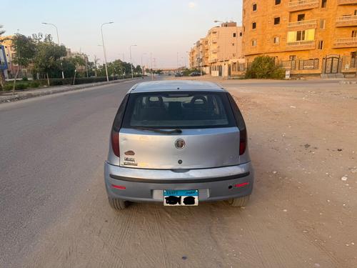 فيات بونتو 2011