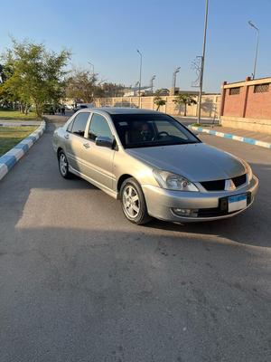 ميتسوبيشي لانسر بومة 2009