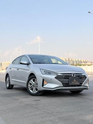 هيونداي إلنترا 2025