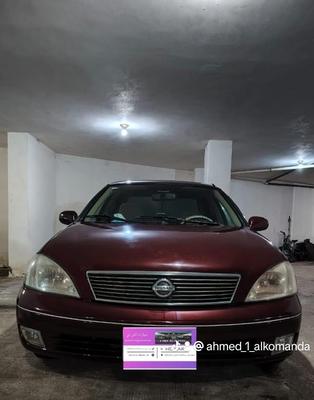 Nissan Sunny 2010