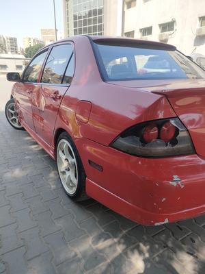 ميتسوبيشي لانسر بومة 2008