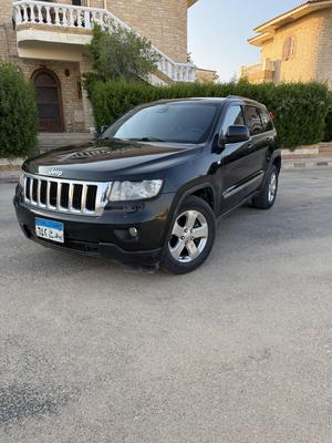 جيب جراند شيروكي 2012