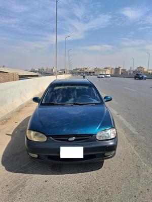 Kia Sephia 2001