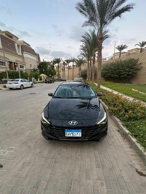 Hyundai Elantra 2022