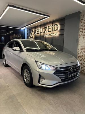 Hyundai Elantra 2025