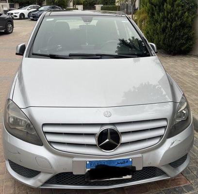 Mercedes B 180 2014