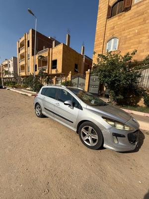 بيجو 308 sw 2011