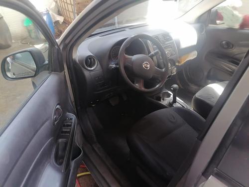 Nissan Sunny 2014