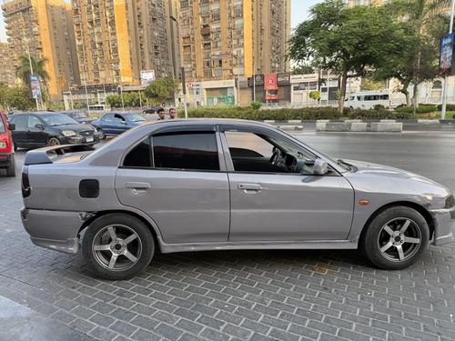 Mitsubishi Lancer Crystala 1998