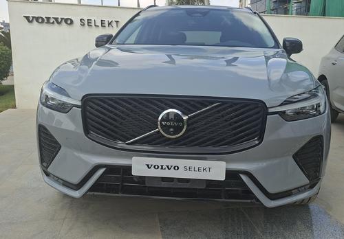 فولفو XC60 2026
