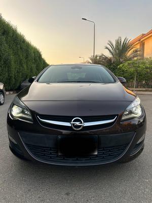 اوبل أسترا 2017