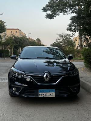 رينو ميجان 2021