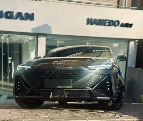 شانجان UNI-V 2026