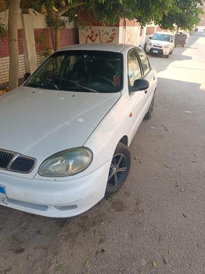 دايو لانوس 2000