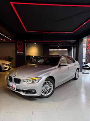 بي ام دبليو 320i 2016