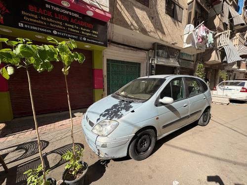 رينو سينيك 2002