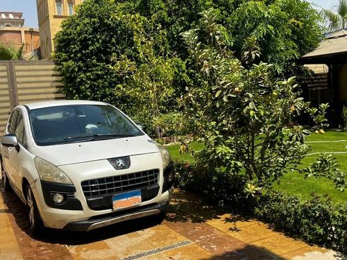 Peugeot 3008 2011