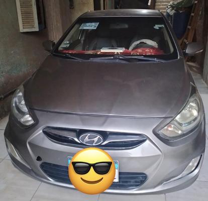 Hyundai Accent 2012