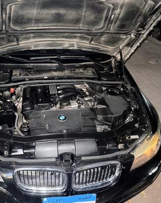 BMW 320 2010