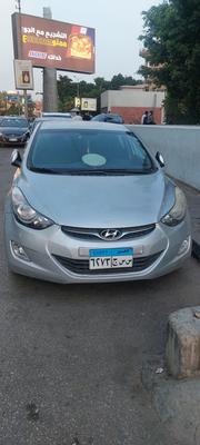 Hyundai Avante 2012