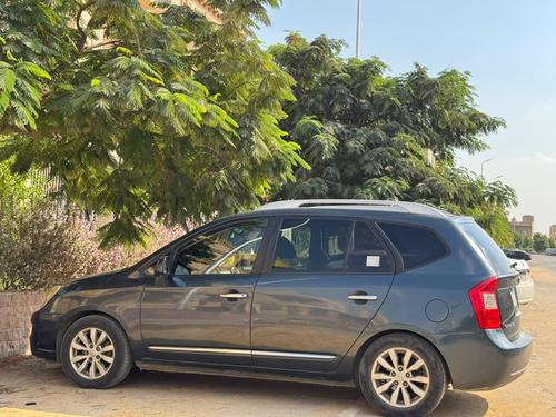 Kia Carens 2011