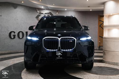 BMW X7 M60i 2025