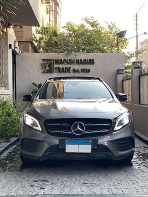 مرسيدس GLA 180 2020