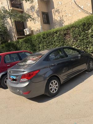 Hyundai Accent 2012