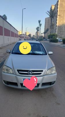 اوبل أسترا 2004