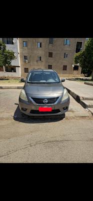 Nissan Sunny 2014