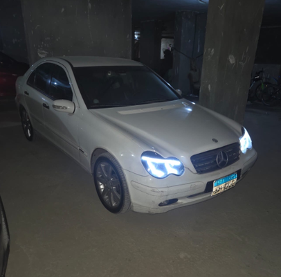 مرسيدس C 180 2003