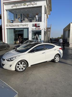 Hyundai Avante 2011