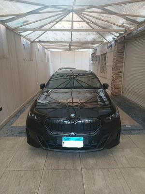 بي ام دبليو 520 2024