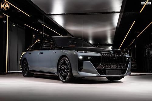 BMW 760i 2025