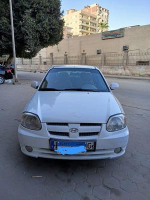 Hyundai Verna 2012