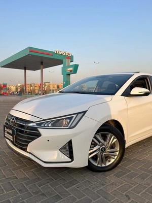 Hyundai Elantra 2025