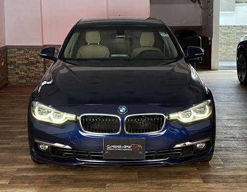 BMW 318 2019