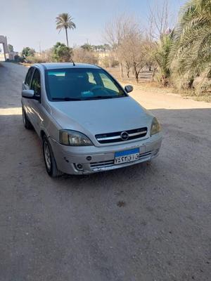 اوبل كورسا 2005