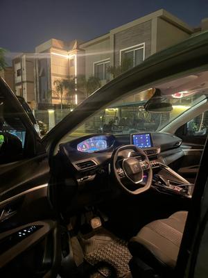 Peugeot 5008 2020