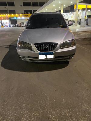 هيونداي افانتي 2005
