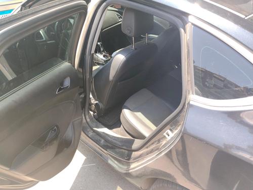 Opel Astra 2015