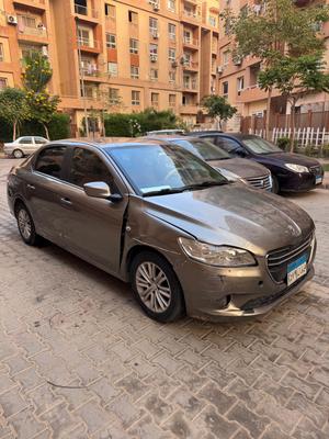 Peugeot 301 2017